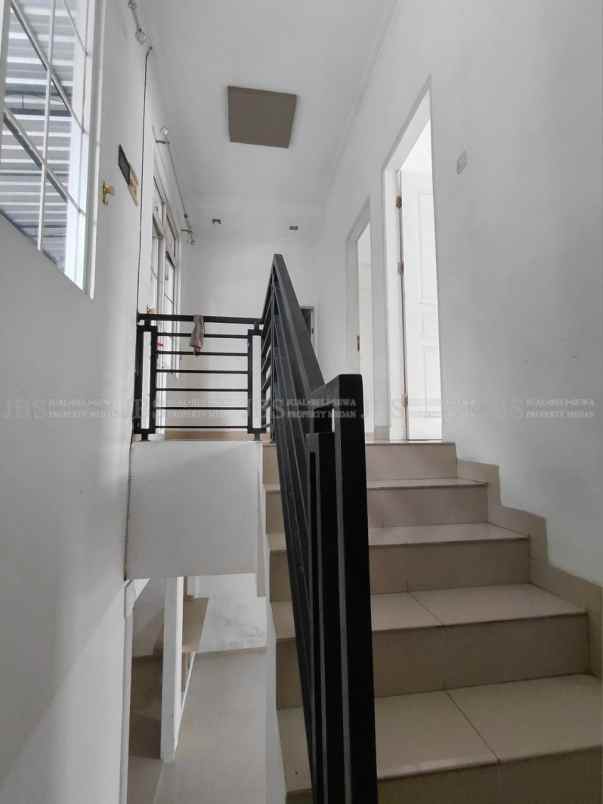 dijual rumah komplek citra garden