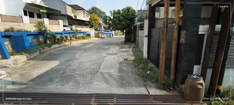 dijual rumah komplek graha indah blok 6