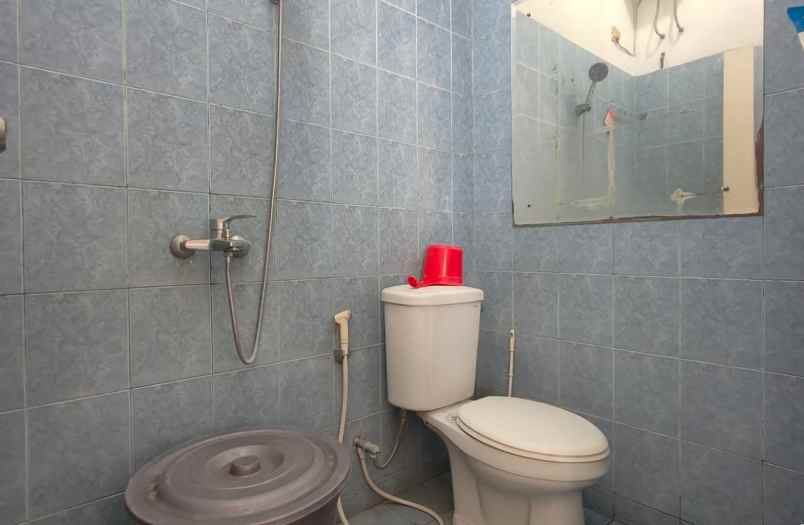 dijual rumah komplek jatiwaringin asri