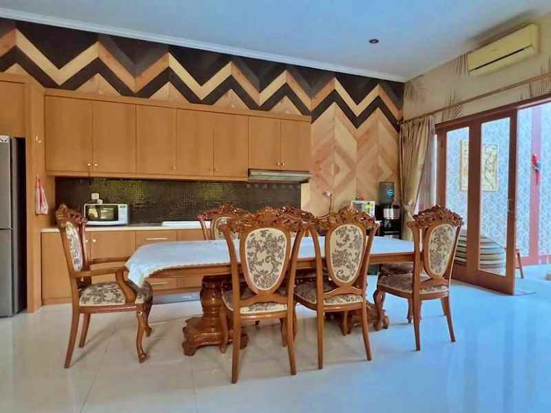 dijual rumah komplek ligamas