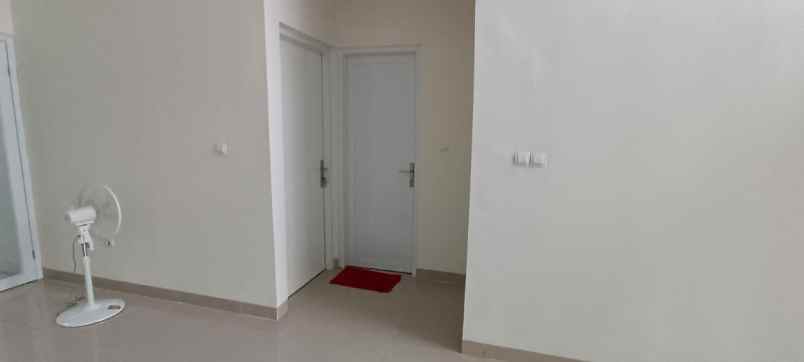 dijual rumah komplek private village