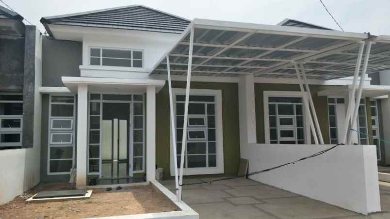 dijual rumah komplek private village