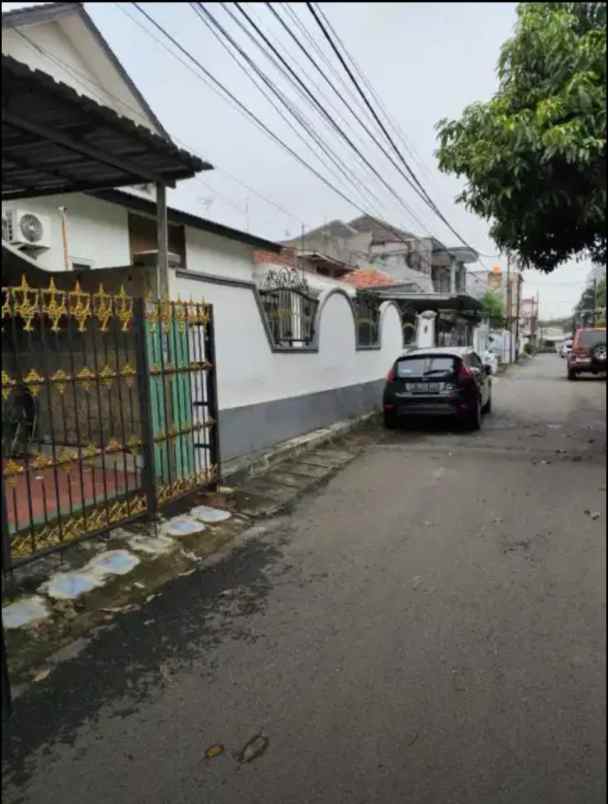 dijual rumah komplek ptb pondok kelapa