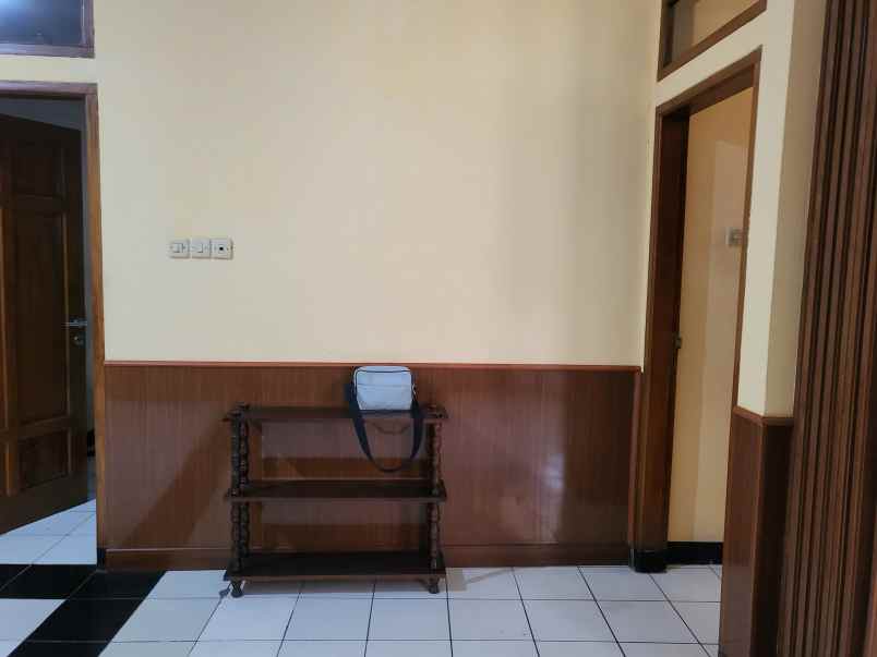 dijual rumah komplek sukaluyu cikutra