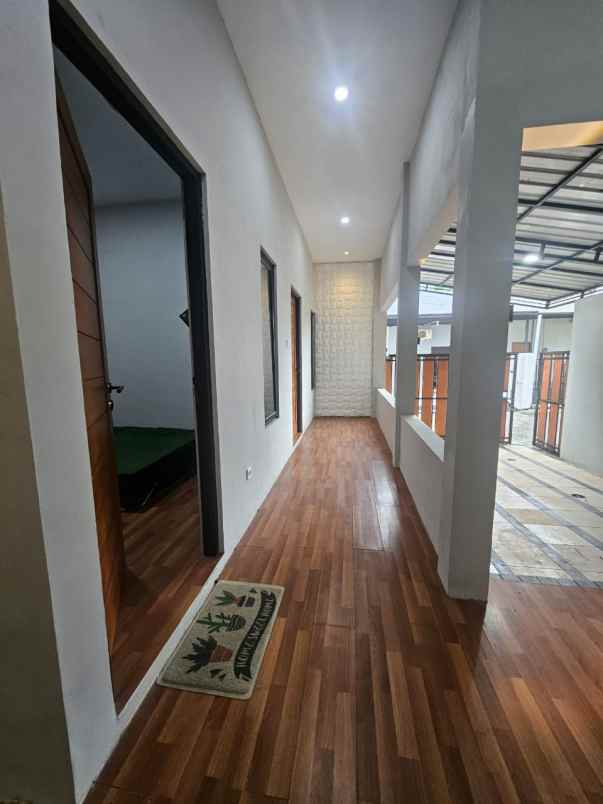 dijual rumah konsep villa private pool turi sleman