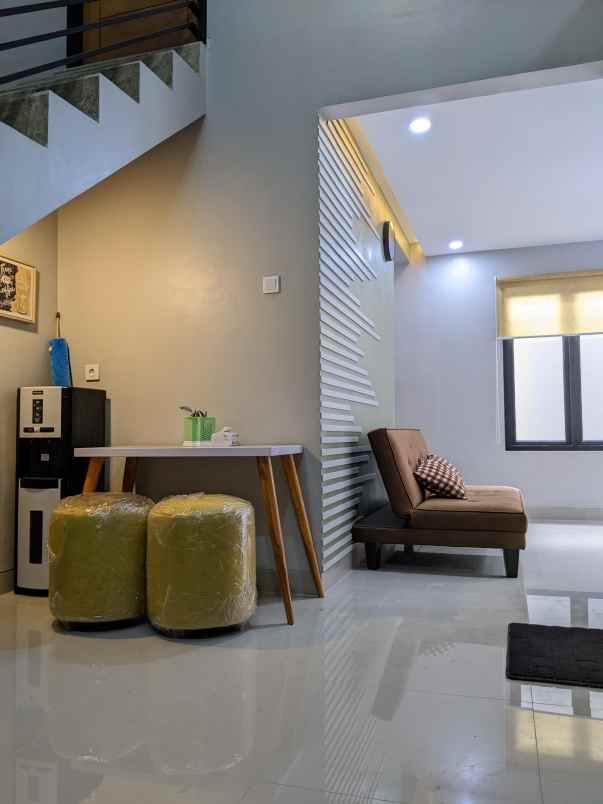 dijual rumah konsep villa private pool turi sleman