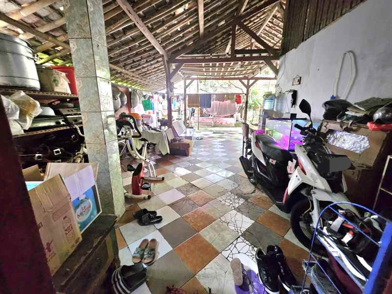 dijual rumah kontrakan 5 pintu