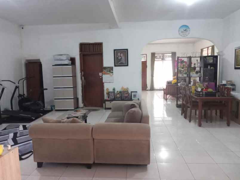 dijual rumah kramat pela