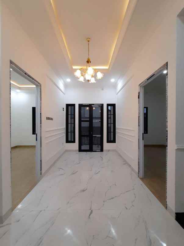 dijual rumah kukusan depok jawa barat