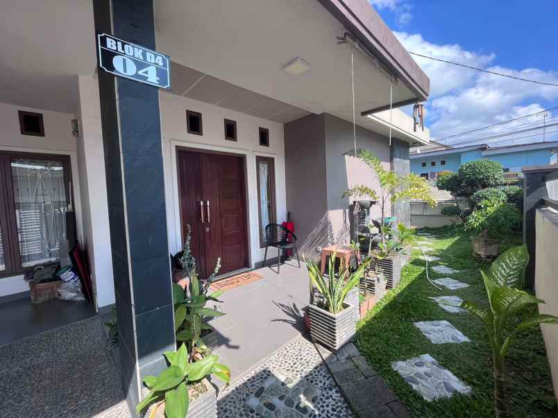 dijual rumah kumala asri