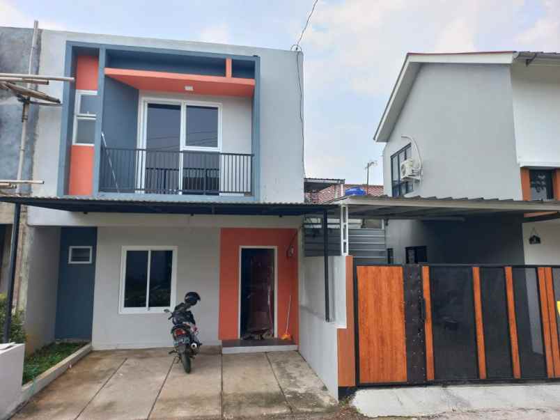 dijual rumah laladon