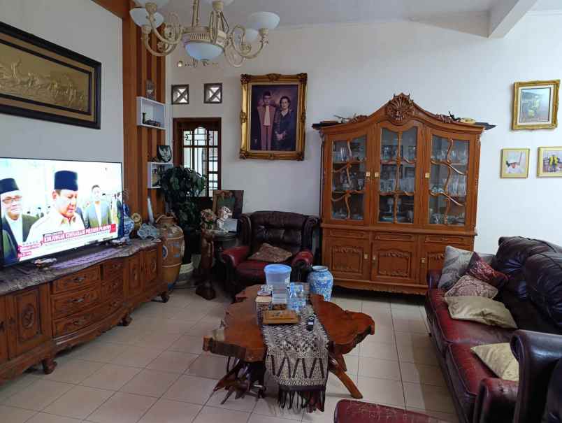 dijual rumah luas siap huni di depok jaya agung depok