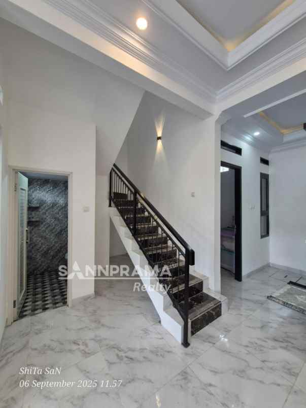 dijual rumah maharaja