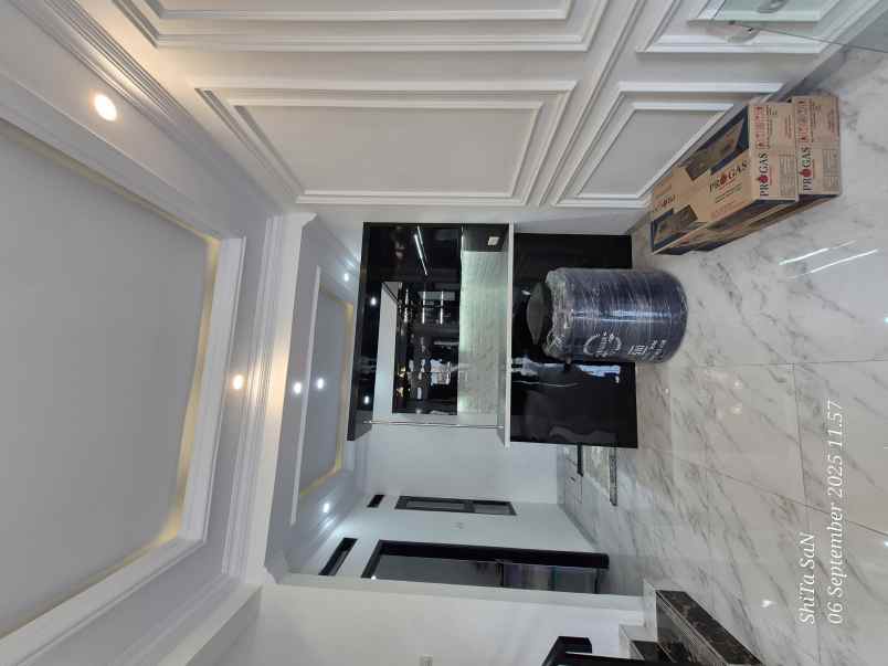 dijual rumah mampang pancoran mas depok