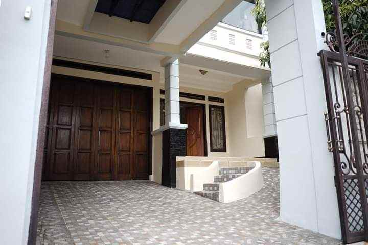 dijual rumah mandalajati