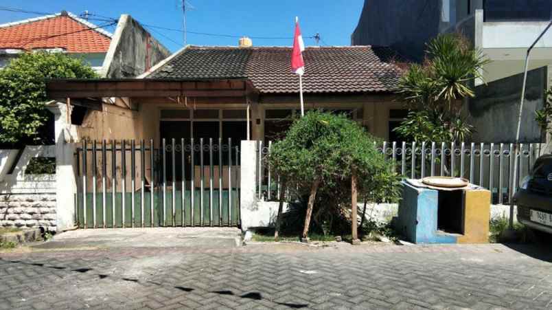 dijual rumah manyar jaya