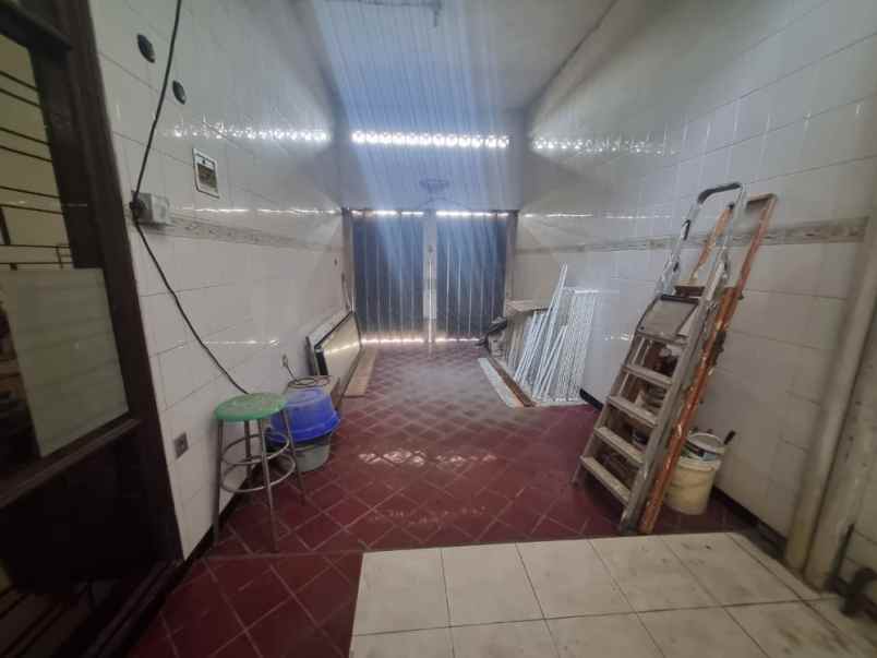 dijual rumah manyar kertoarjo