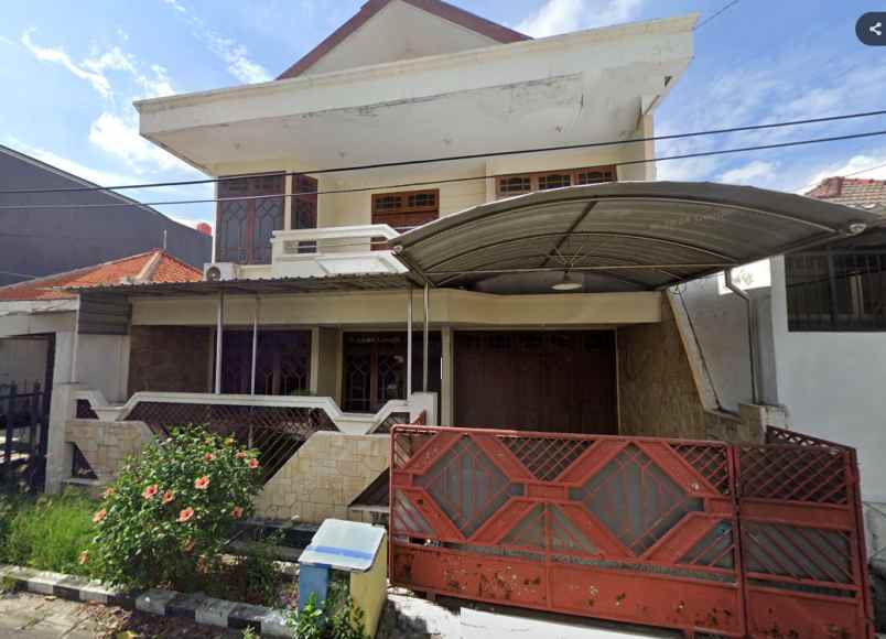 dijual rumah manyar tompotika