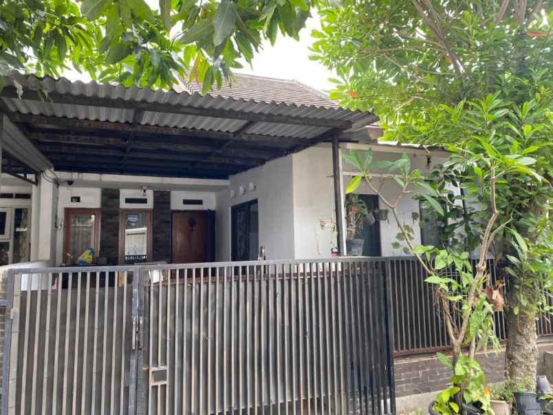 dijual rumah margasari