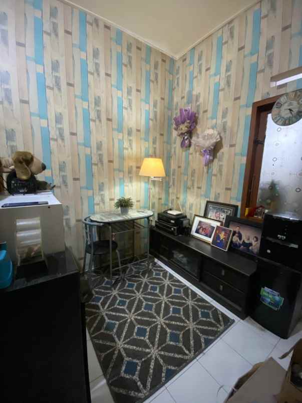 dijual rumah margasari