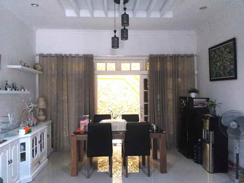 dijual rumah menteng dalam tebet