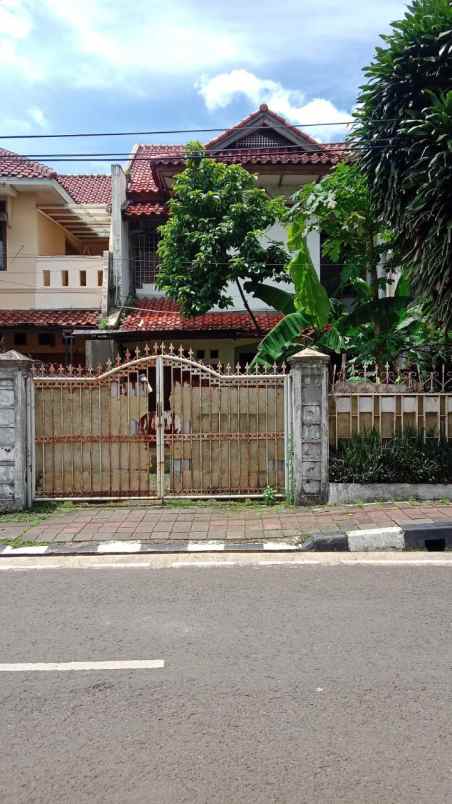 dijual rumah menteng jakarta pusat