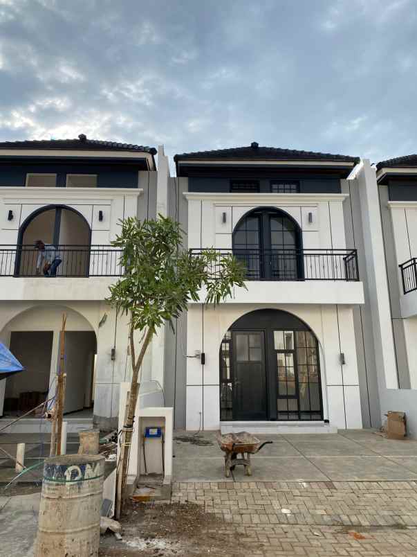 dijual rumah merjosari