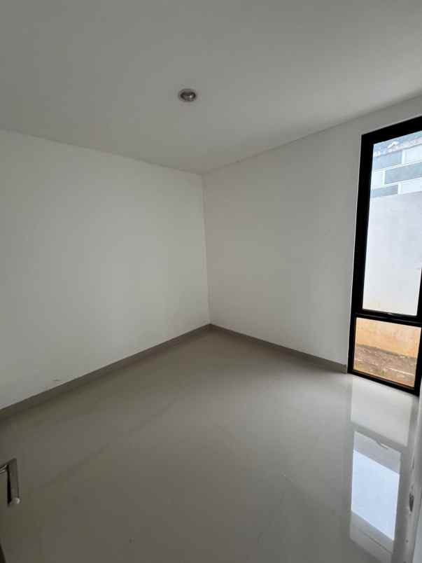 dijual rumah metland cileungsi