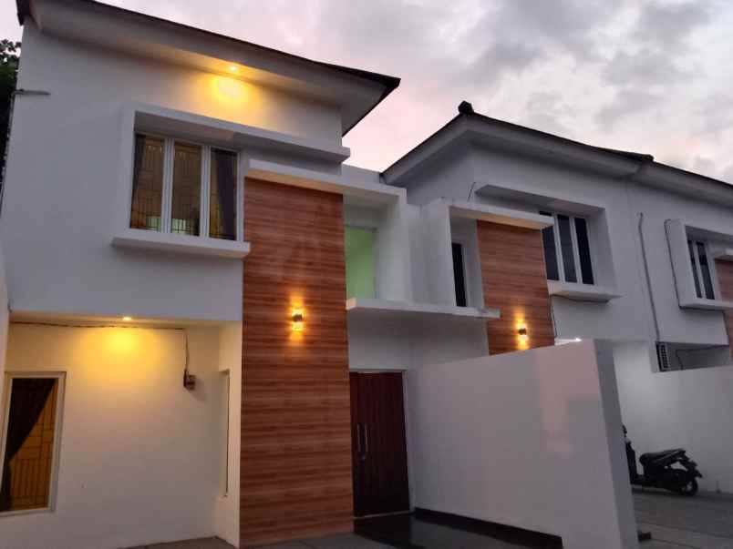 dijual rumah mewah nyaman jatiasih