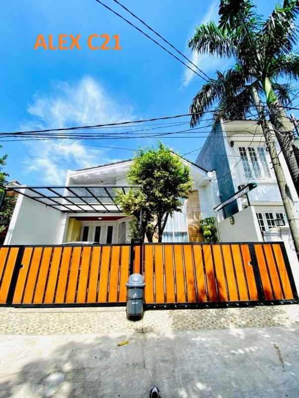 dijual rumah mewah pondok gede