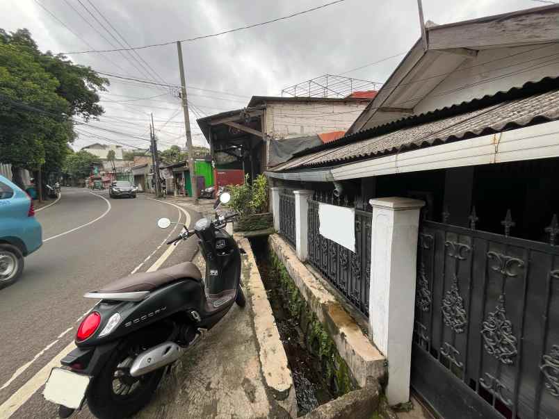 dijual rumah moch kahfi ii jagakarsa