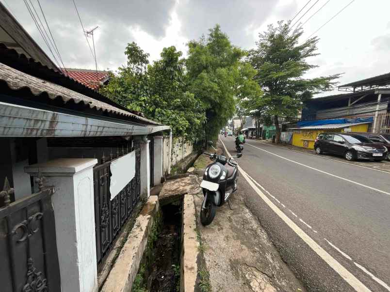 dijual rumah moch kahfi ii jagakarsa