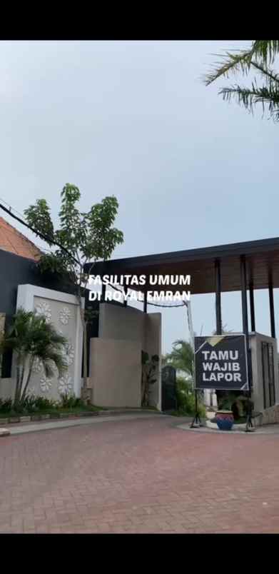 dijual rumah morowuku kedamean gresik