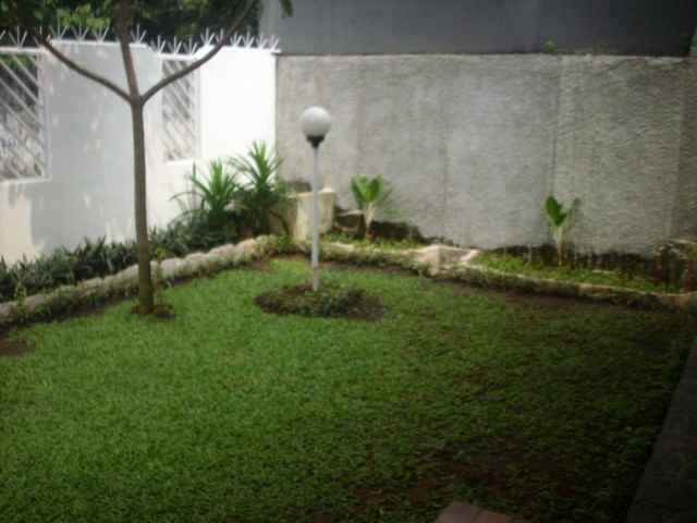 dijual rumah muhasim