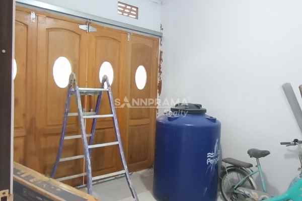 dijual rumah nanggerang