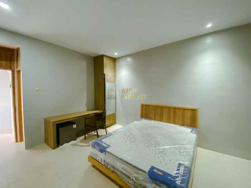 dijual rumah ngemplak