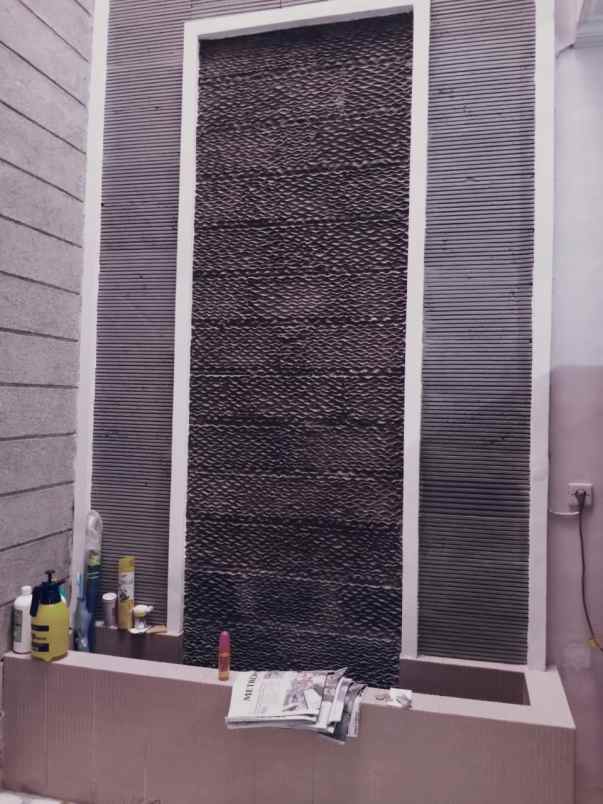 dijual rumah nginden intan timur