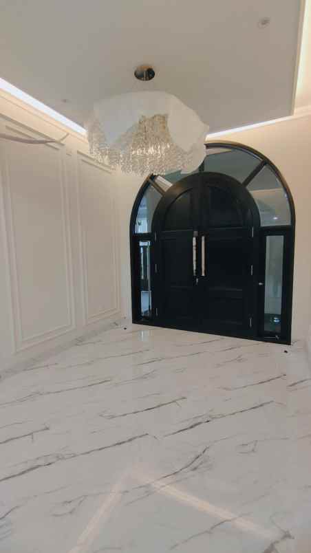 dijual rumah nusaloka bsd city tangsel