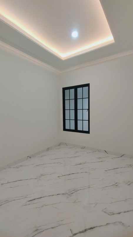 dijual rumah nusaloka bsd city tangsel