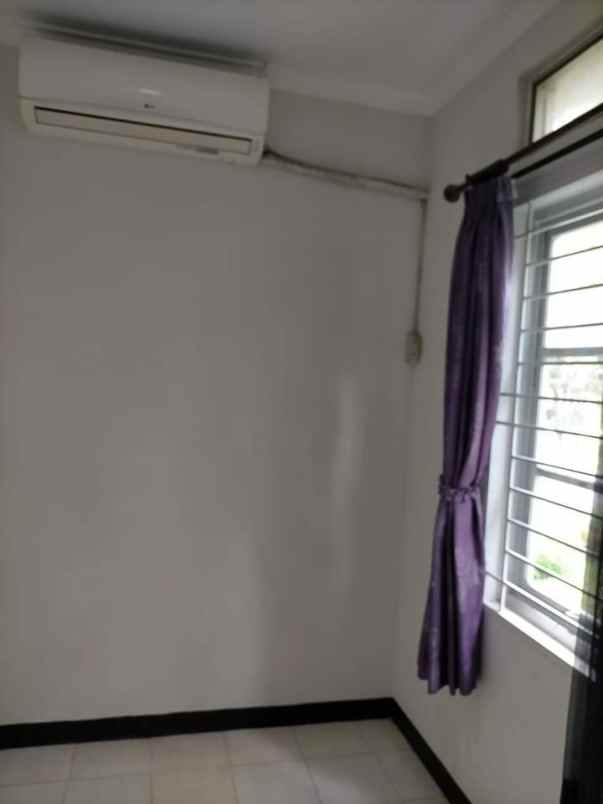 dijual rumah padalarang