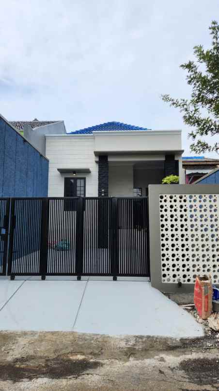 dijual rumah pakintelan unnes