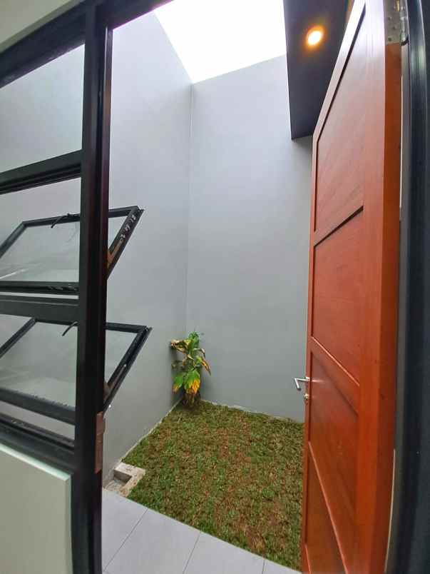 dijual rumah pamulang