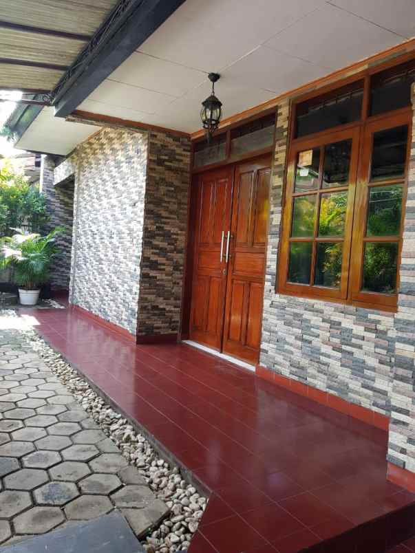 dijual rumah pamulang barat