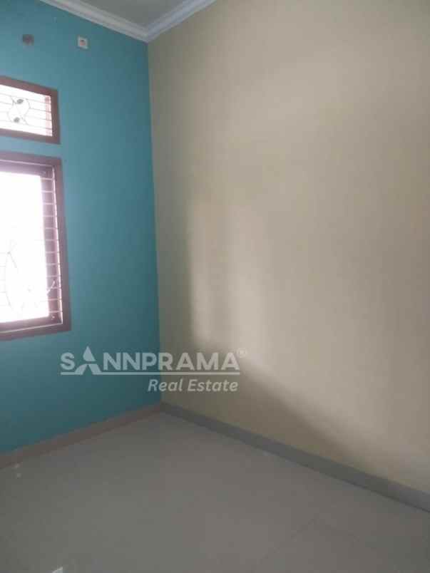 dijual rumah pancoran mas depok