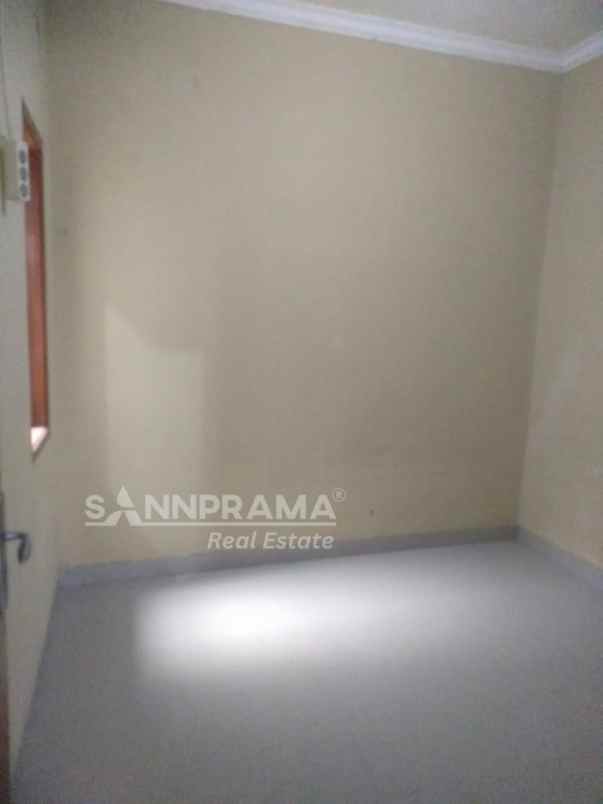 dijual rumah pancoran mas depok