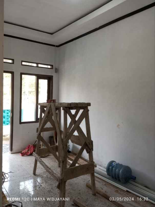 dijual rumah paniisan