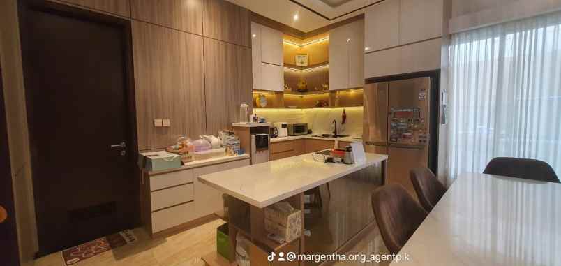 dijual rumah pantai indah kapuk jakarta