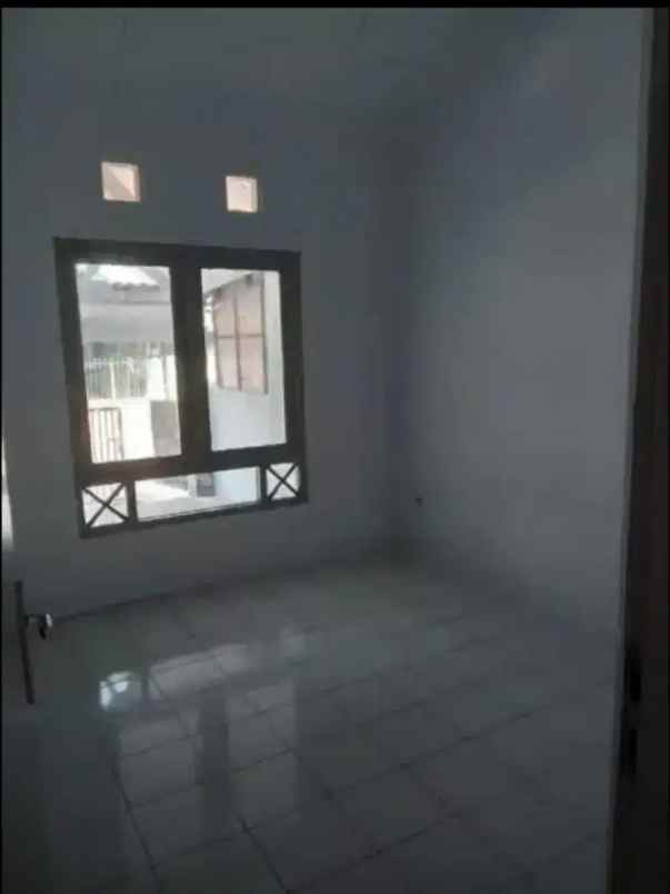 dijual rumah paradise serpong city