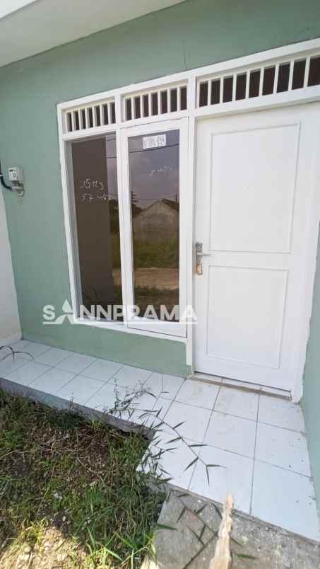 dijual rumah parung