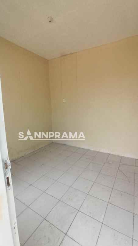 dijual rumah parung